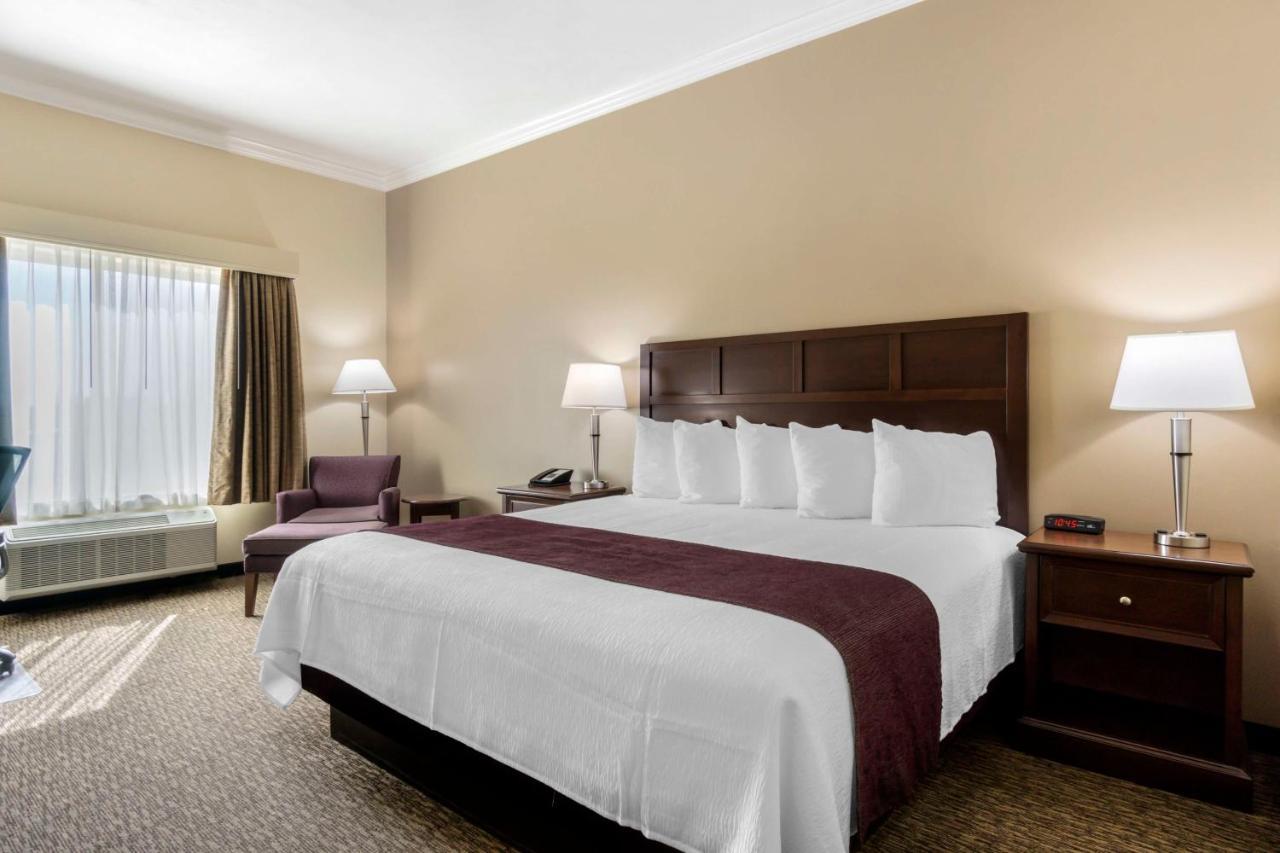 Best Western Plus Grapevine Inn Sunnyside Exterior photo