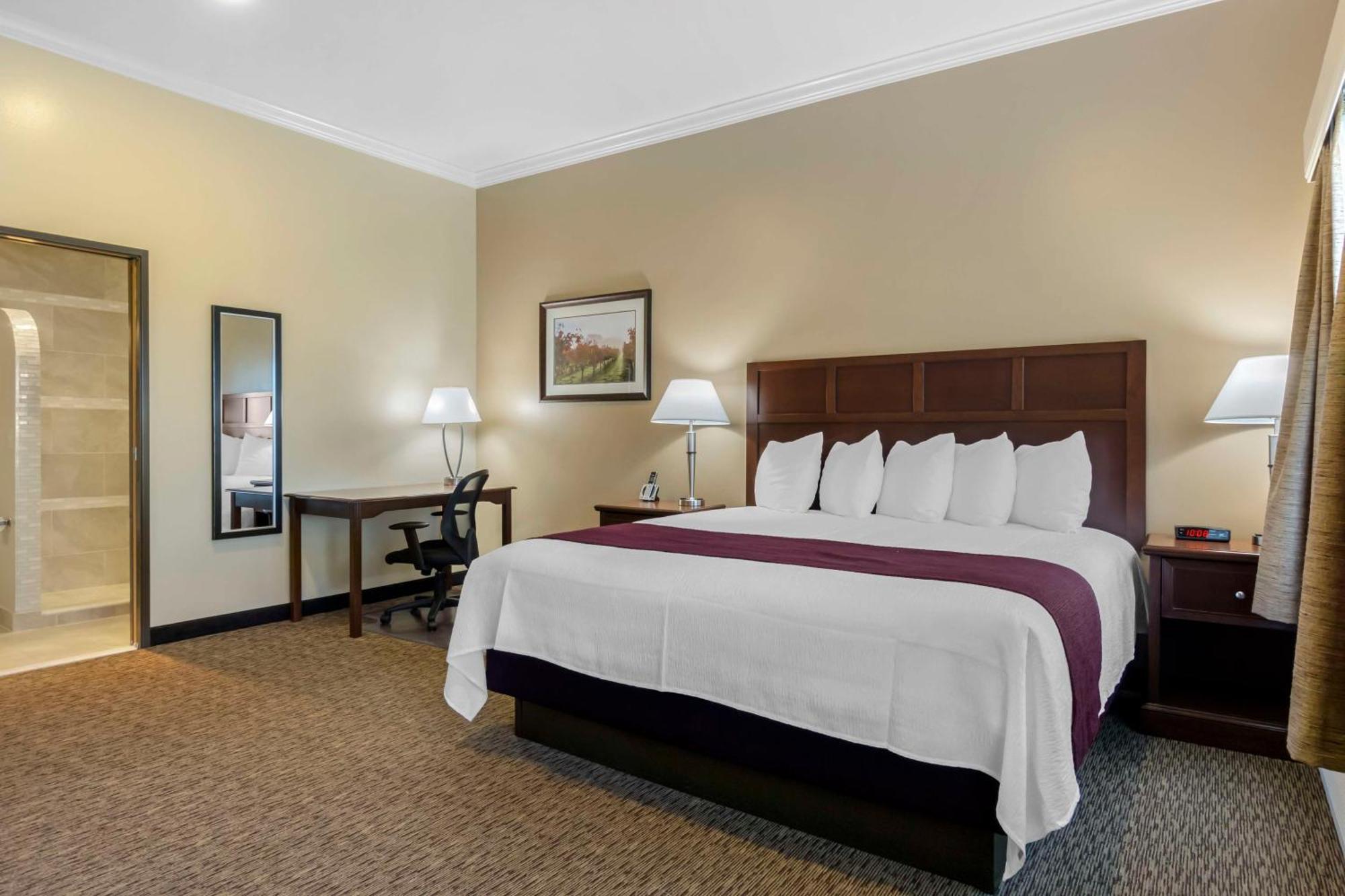 Best Western Plus Grapevine Inn Sunnyside Exterior photo